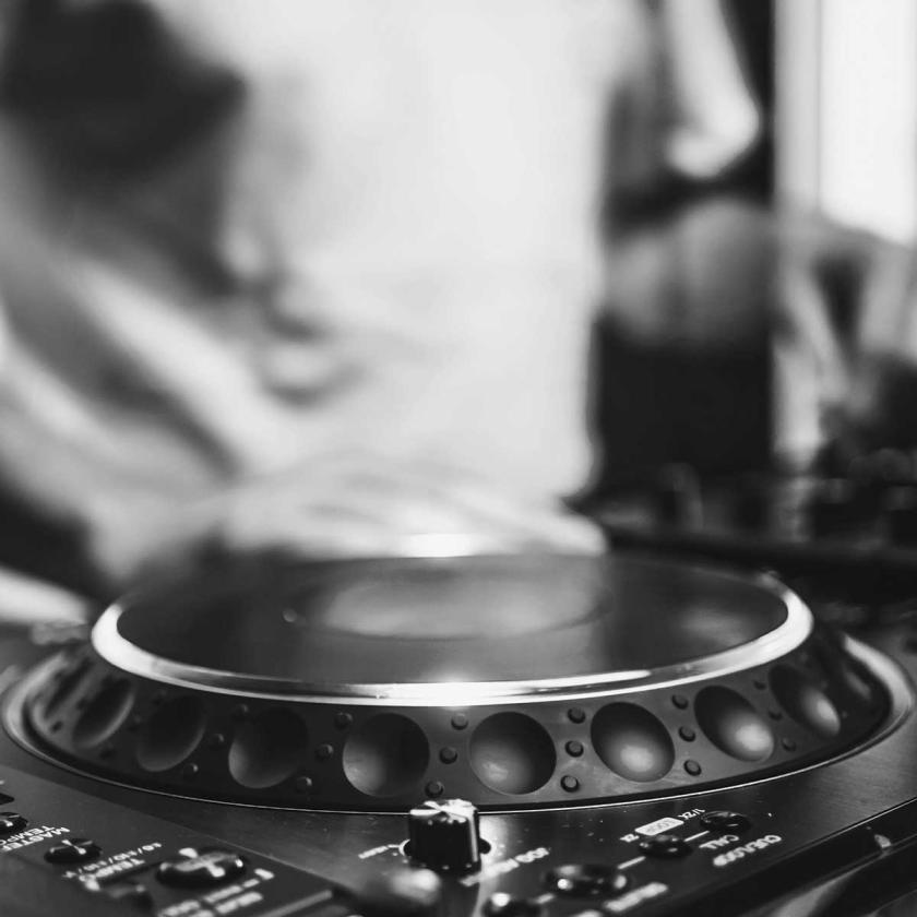 DJ-ing