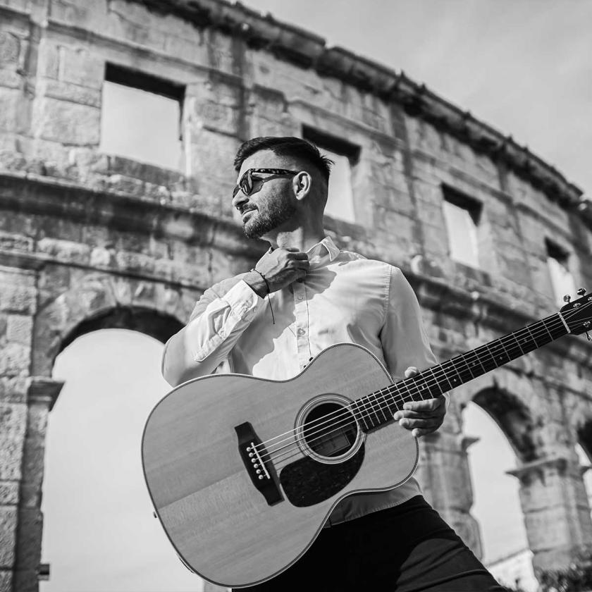Solo live